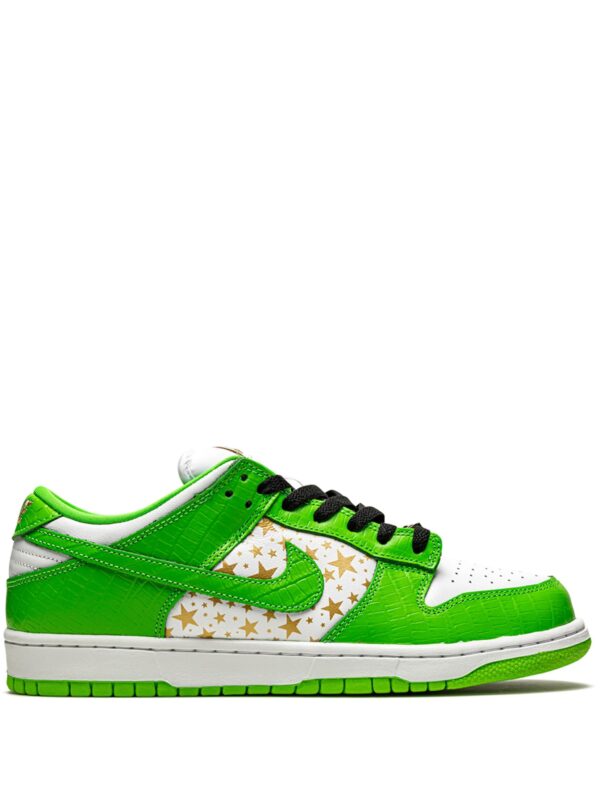 SB Dunk Low Sneakers